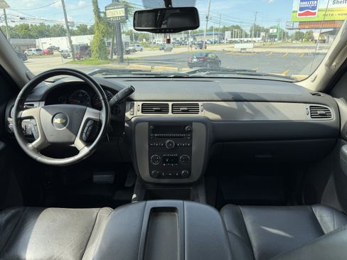 Used 2013 Chevrolet Silverado 1500 LTZ w/ LTZ Plus Package AWD/4WD image 17
