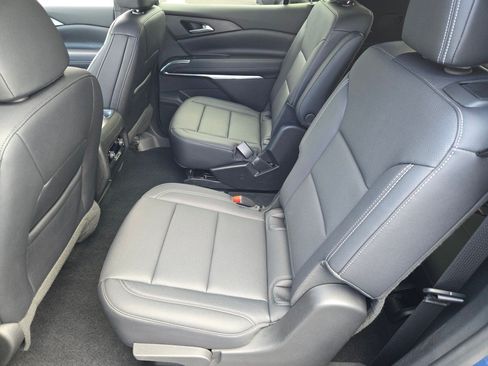 Certified 2026 Chevrolet Traverse LT AWD/4WD image 17