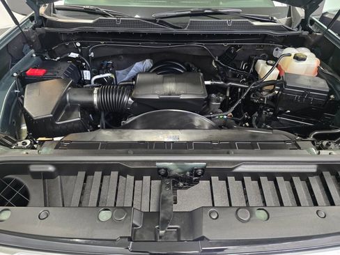 Used 2025 Chevrolet Silverado 3500 LTZ w/ LTZ Convenience Package image 11