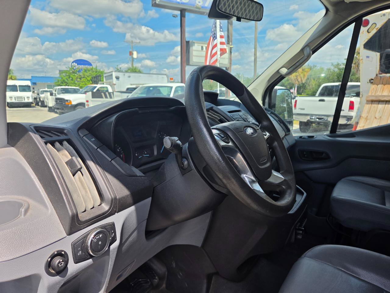 Used 2018 Ford Transit 350 148 High Roof RWD image 11