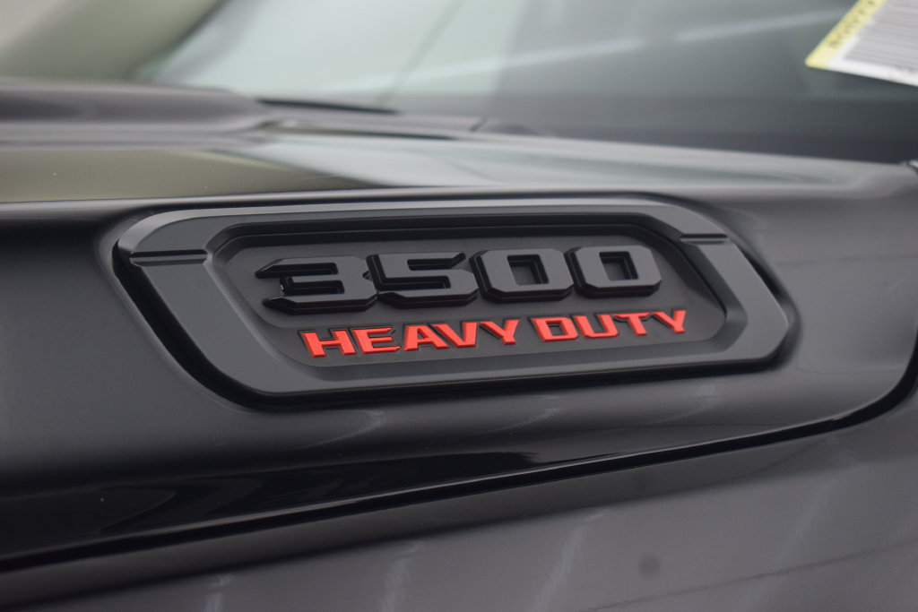 New 2026 RAM 3500 Big Horn AWD/4WD image 18