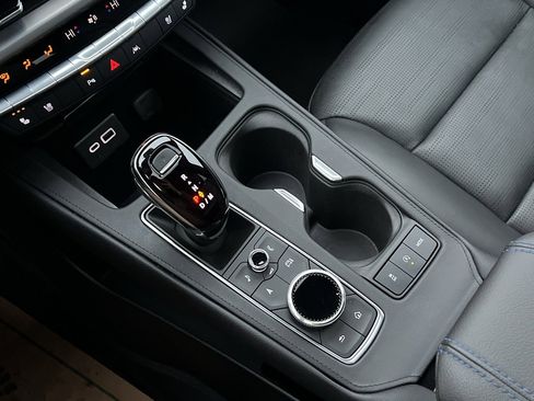 Used 2024 Cadillac XT4 Sport image 22