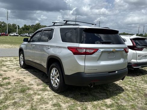 Used 2019 Chevrolet Traverse LT FWD image 6
