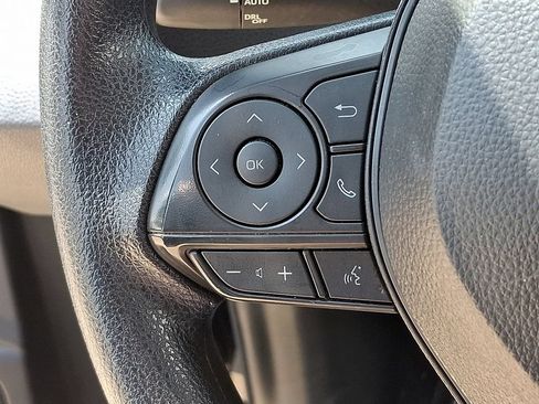 Used 2025 Toyota Corolla LE FWD image 20