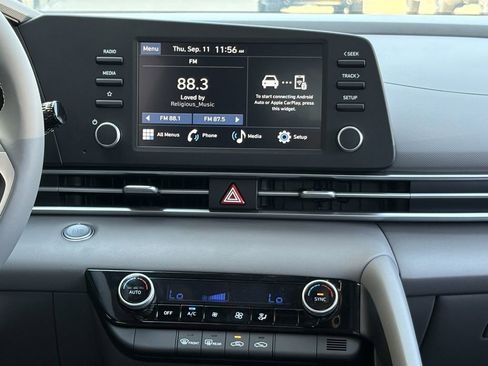 New 2025 Hyundai Elantra Sport image 15