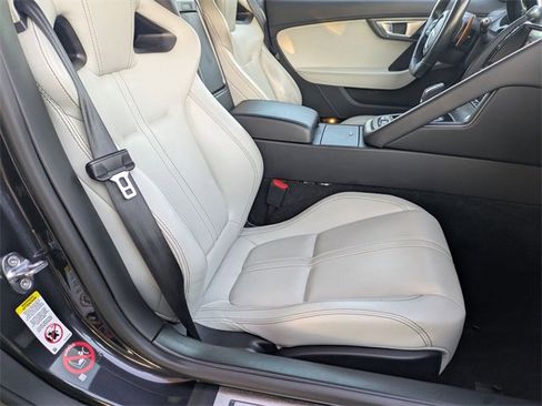 Used 2017 Jaguar F-TYPE S image 14