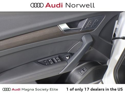 Used 2024 Audi Q5 2.0T Premium Plus w/ Premium Plus Package AWD/4WD image 20