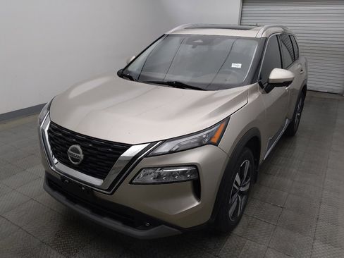 Used 2021 Nissan Rogue SL FWD image 15