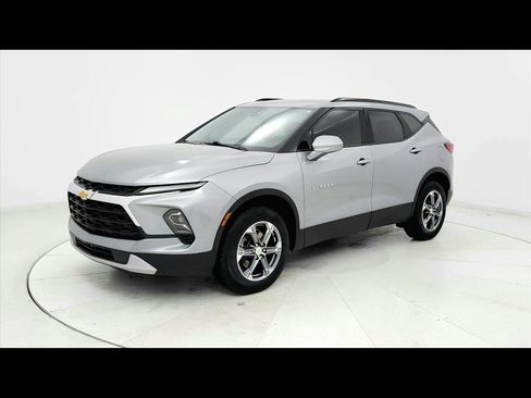 Used 2024 Chevrolet Blazer LT w/ Convenience Package FWD image 1