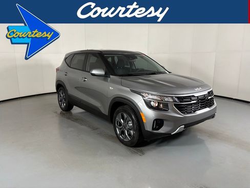 New 2026 Kia Seltos LX FWD image 1