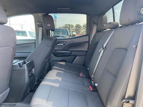 Used 2024 Chevrolet Colorado LT w/ LT Convenience Package image 21