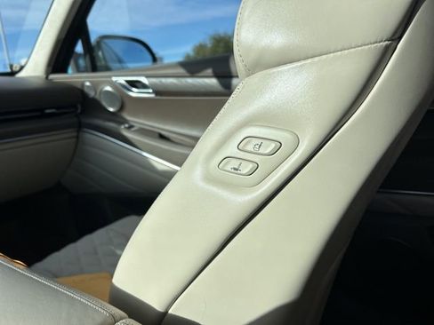 Used 2024 Genesis GV80 3.5T w/ Prestige Package image 16