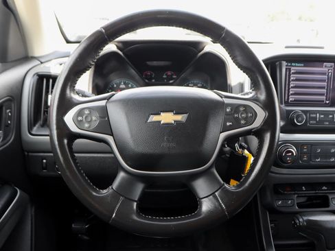 Used 2015 Chevrolet Colorado LT w/ Luxury Package RWD image 23