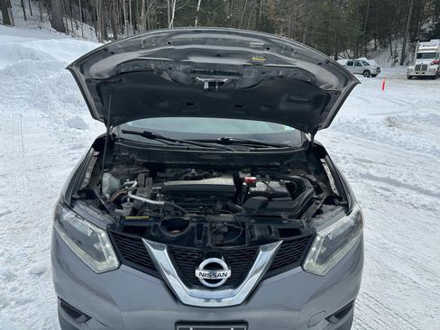 Used 2016 Nissan Rogue SV image 11