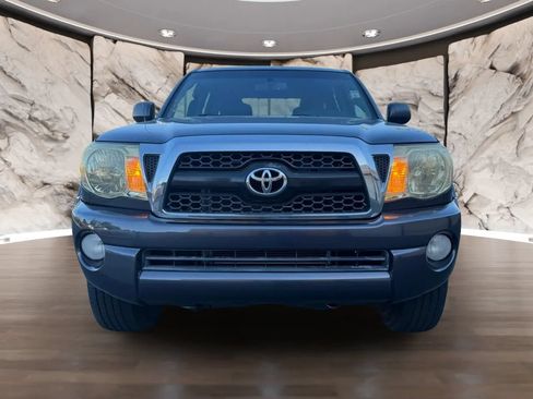 Used 2011 Toyota Tacoma PreRunner w/ TRD Off-Road Pkg w/JBL Audio RWD image 2