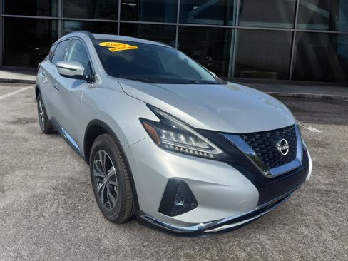 Used 2023 Nissan Murano SV image 3