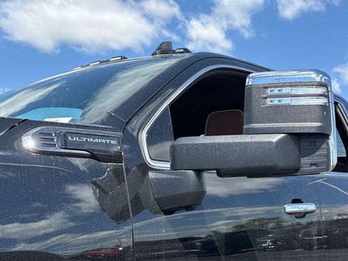 New 2026 GMC Sierra 3500 Denali Ultimate AWD/4WD image 13