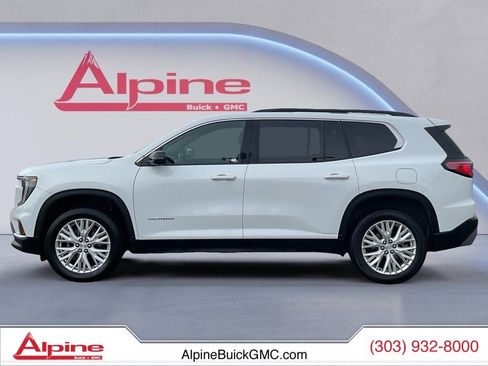 Used 2024 GMC Acadia Elevation image 2