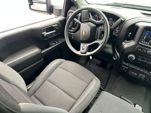 Used 2024 Chevrolet Silverado 2500 Custom w/ Custom Value Package image 19