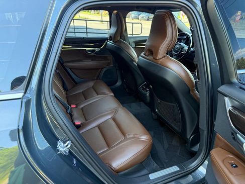 Used 2019 Volvo V90 T5 Inscription w/ Advanced Package FWD image 25