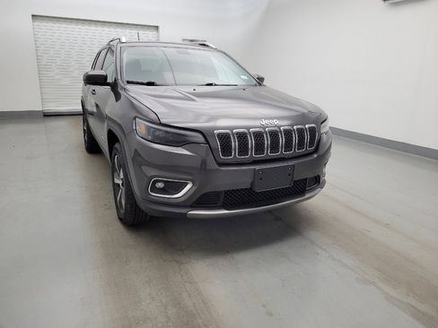 Used 2019 Jeep Cherokee Limited AWD/4WD image 14