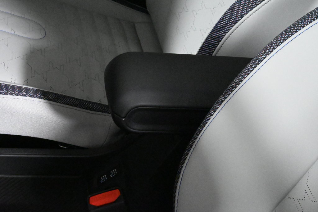 Certified 2025 MINI Cooper S FWD image 27