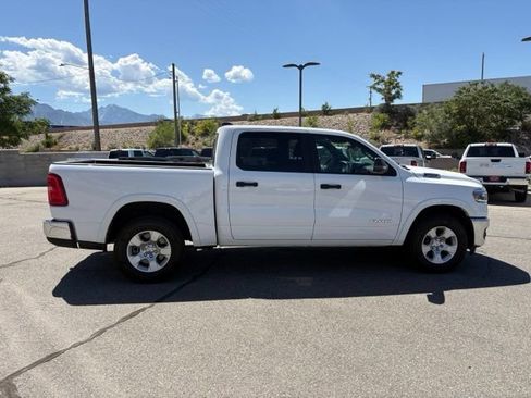 Used 2025 RAM 1500 Big Horn AWD/4WD image 7