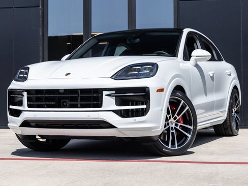 Certified 2026 Porsche Cayenne S AWD/4WD image 1