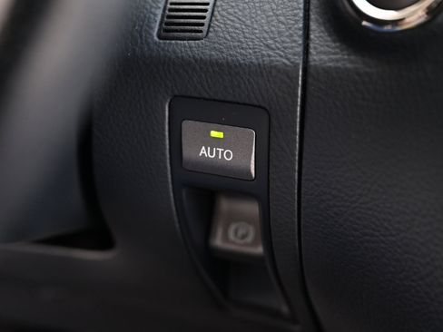 Used 2011 Lexus LS 460 w/ Sport Pkg RWD image 37