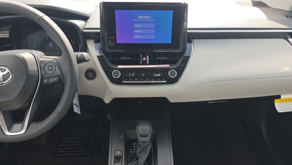 New 2026 Toyota Corolla Cross LE w/ Moonroof Package FWD image 15