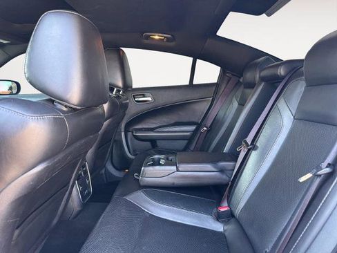 Used 2021 Dodge Charger SXT w/ Leather Interior Group RWD image 13