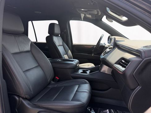 Used 2023 Chevrolet Tahoe RST w/ RST Performance Edition AWD/4WD image 15