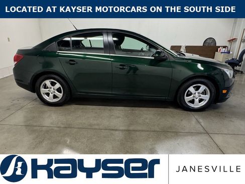 Used 2014 Chevrolet Cruze LT image 11