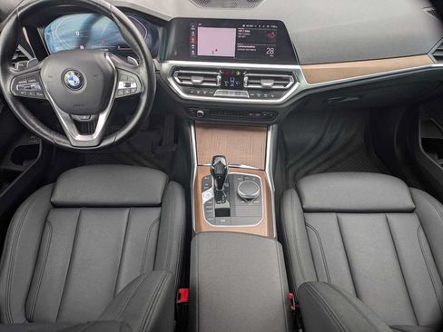 Used 2021 BMW 330i xDrive Sedan w/ Premium Package AWD/4WD image 18