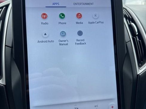 Certified 2024 Ford Edge SEL w/ Convenience Package image 28