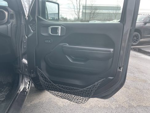 Used 2018 Jeep Wrangler Unlimited Sport S image 10