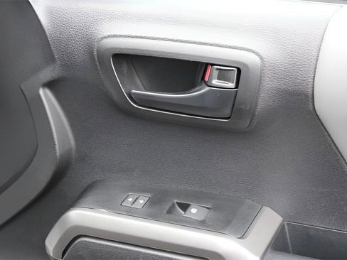 Certified 2023 Toyota Tacoma SR5 image 27