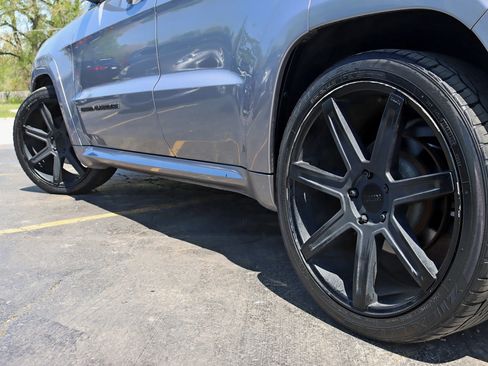 Used 2018 Jeep Grand Cherokee High Altitude AWD/4WD image 15
