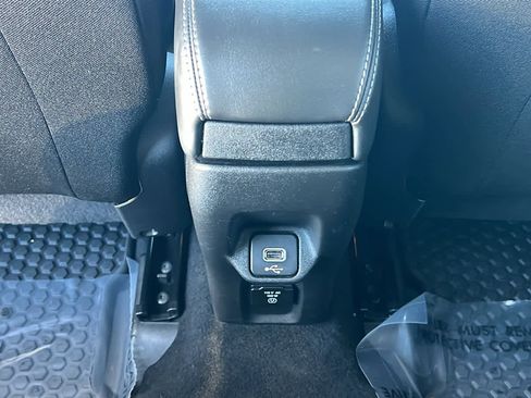 Certified 2022 Jeep Renegade Altitude w/ Sun/Sound Group image 25