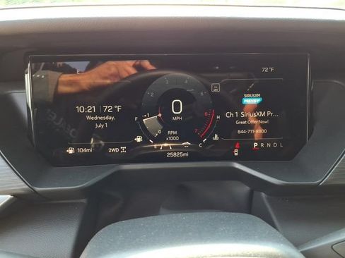 Used 2025 GMC Acadia Elevation AWD/4WD image 19