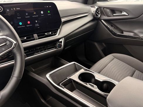 Used 2025 Chevrolet Equinox LT w/ Safety and Technology Package FWD image 20