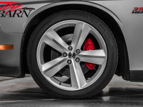 Used 2011 Dodge Challenger SRT8 image 18