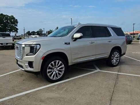 Certified 2023 GMC Yukon Denali AWD/4WD image 4