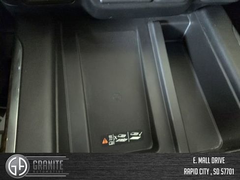 Used 2020 GMC Sierra 1500 Denali w/ Denali Ultimate Package AWD/4WD image 34