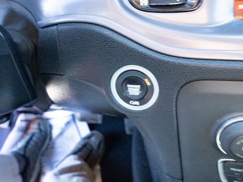 Certified 2023 Dodge Charger GT w/ Blacktop Package image 20