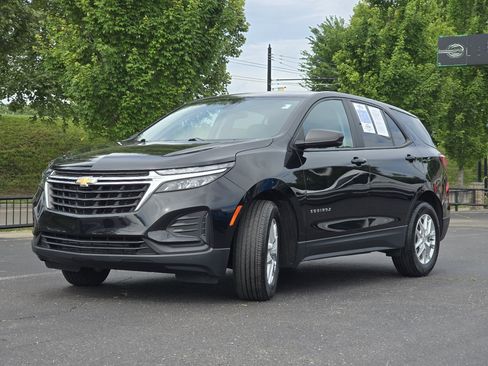 Used 2023 Chevrolet Equinox LS FWD image 10