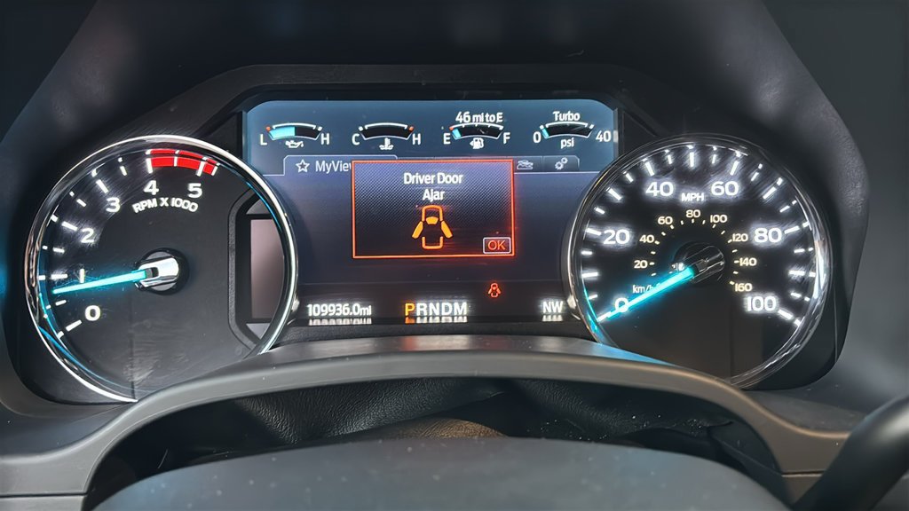 Used 2022 Ford F350 Lariat AWD/4WD image 13