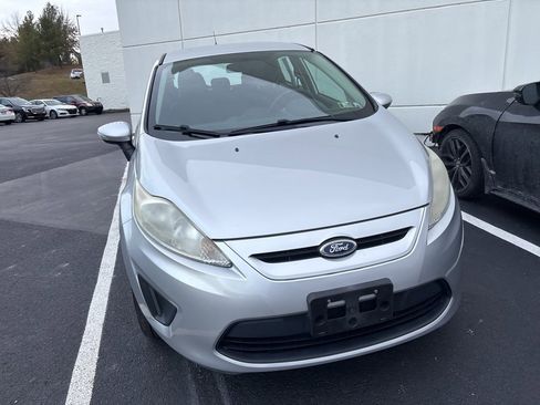 Used 2013 Ford Fiesta SE image 11