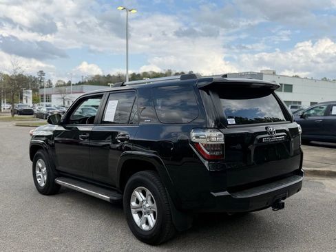 Used 2024 Toyota 4Runner SR5 image 2