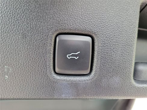 Used 2024 Ford Escape ST-Line AWD/4WD image 11